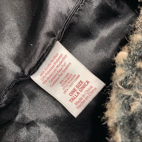 Faux Fur Infinity Scarf - Picture 3 of 3